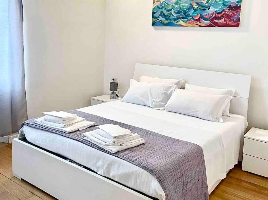 Isola - Garibaldi Lovely Apt. With Netflix And Wifi Milan Luaran gambar