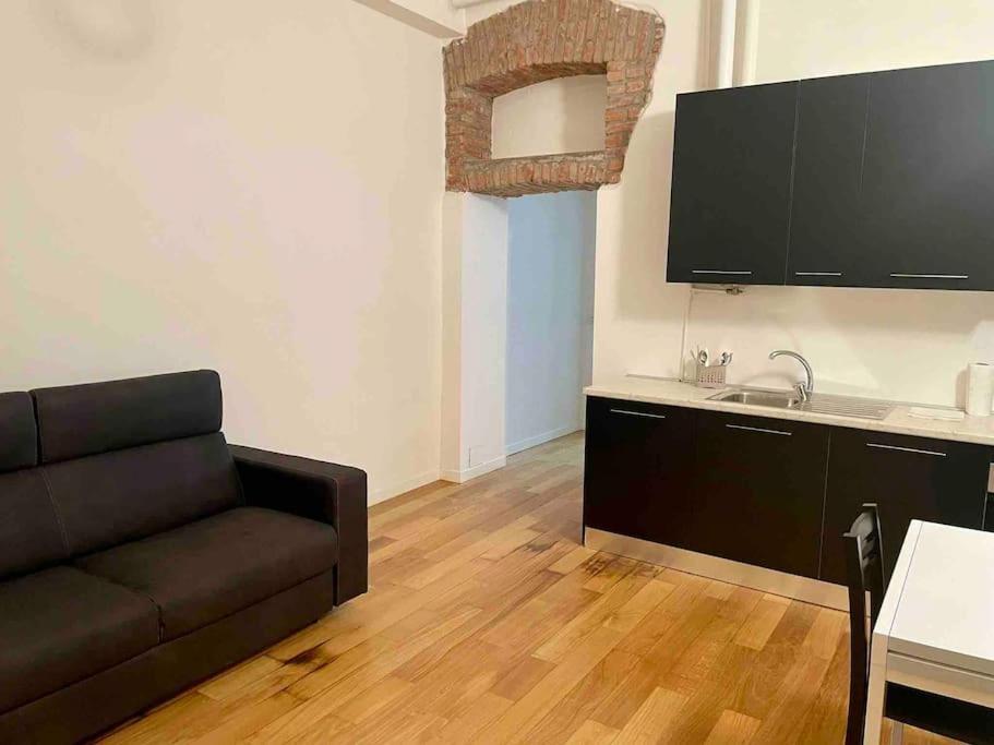 Isola - Garibaldi Lovely Apt. With Netflix And Wifi Milan Luaran gambar