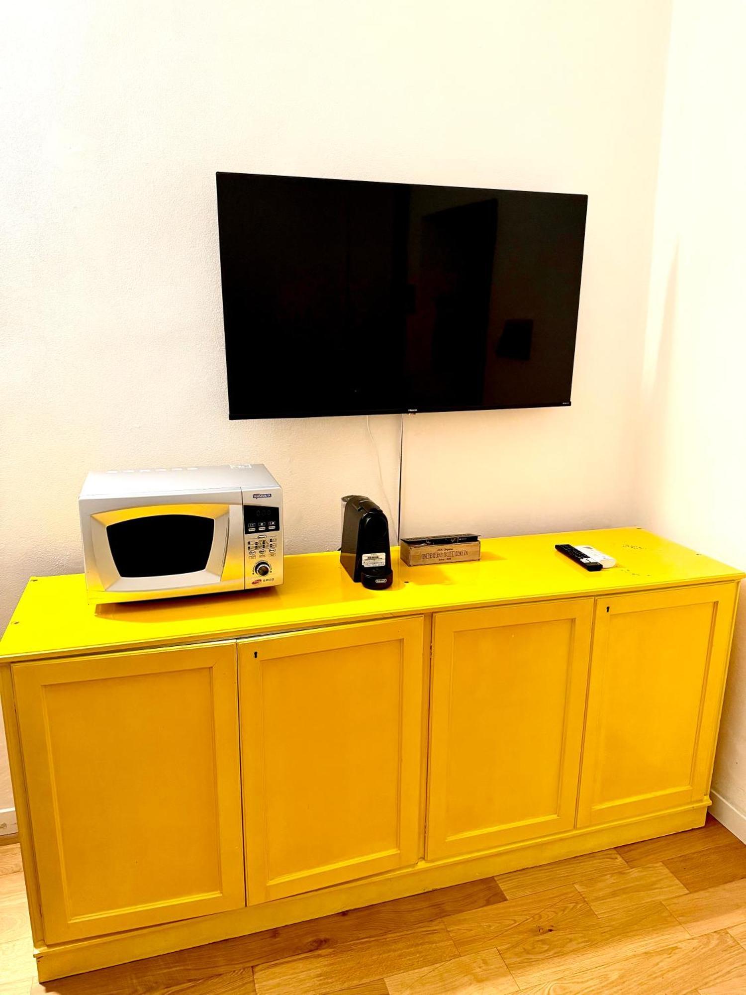 Isola - Garibaldi Lovely Apt. With Netflix And Wifi Milan Luaran gambar